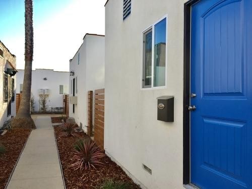 Building Photo - 3920 W 27th St