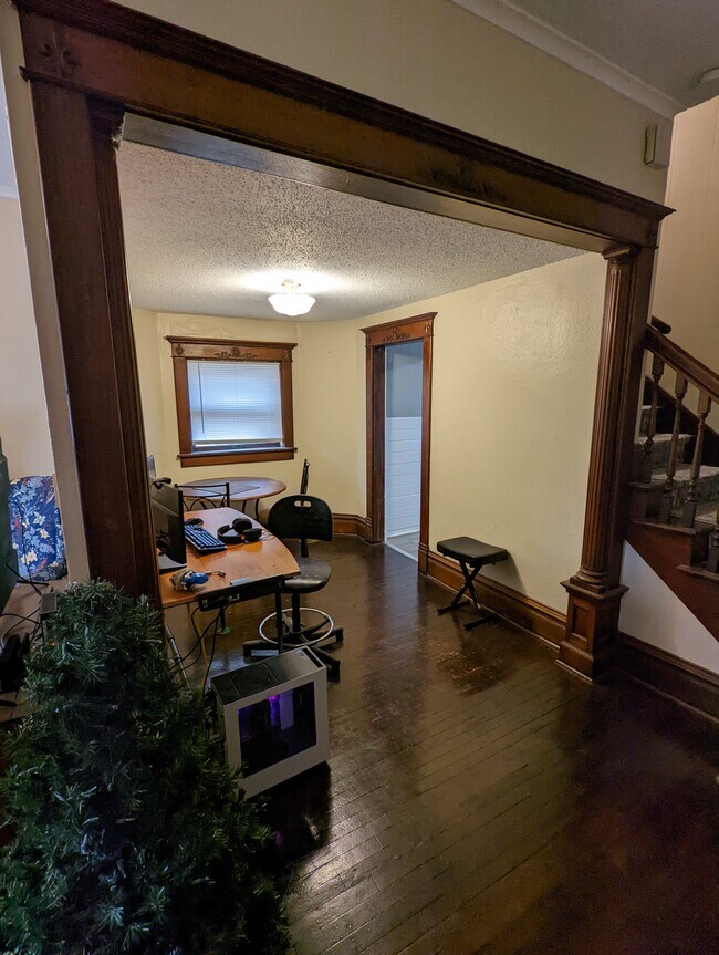 Dining Room - 1530 5th Ave N