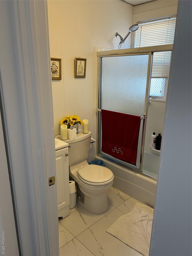 Building Photo - 53 Gleneida Ave