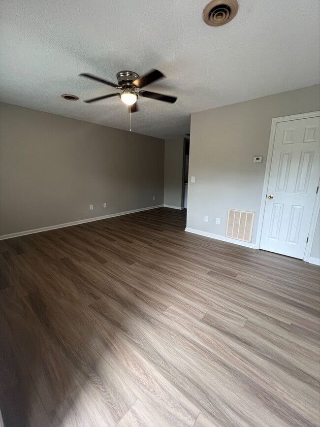 Foto del edificio - Move in Ready! Cozy & Modern 1-Bedroom Haven