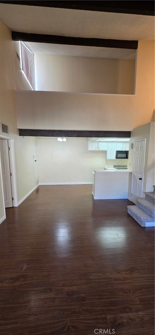 Building Photo - 46 Town and Country Rd