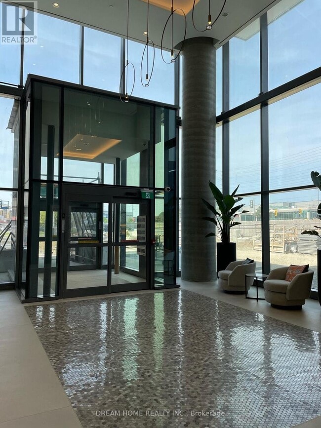 Photo du bâtiment - 7890 Jane St