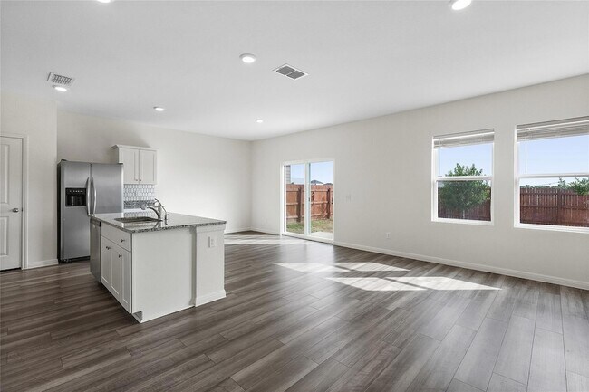 Foto del edificio - 195 Bracken Ln