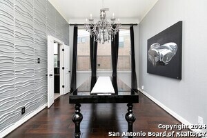 Foto del edificio - 8106 Night Bluff Dr