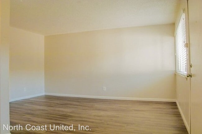 Building Photo - 8327 Fair Oaks Blvd