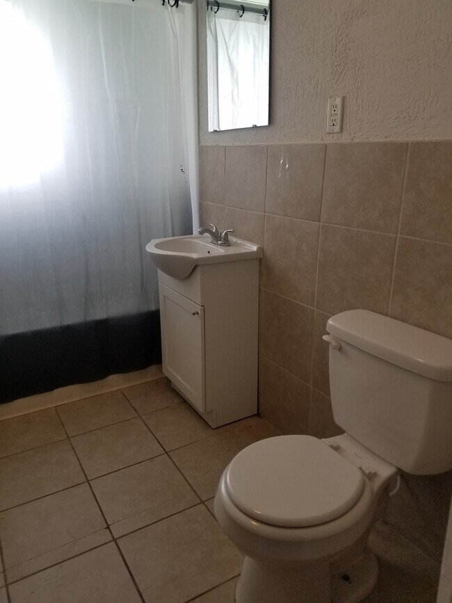 Foto del edificio - PRELEASING for AUGUST 2024! Dishwasher and...