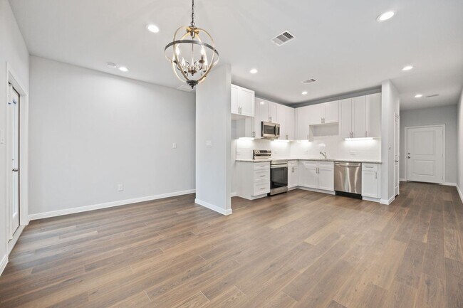 Foto del edificio - 18831 Luminescent Ln