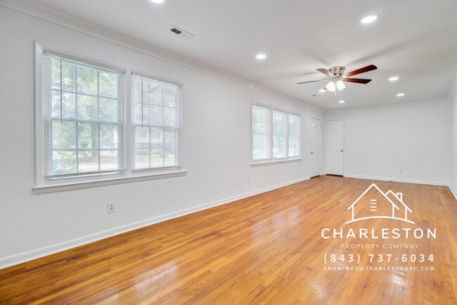 Foto del edificio - 816 E Estates Blvd