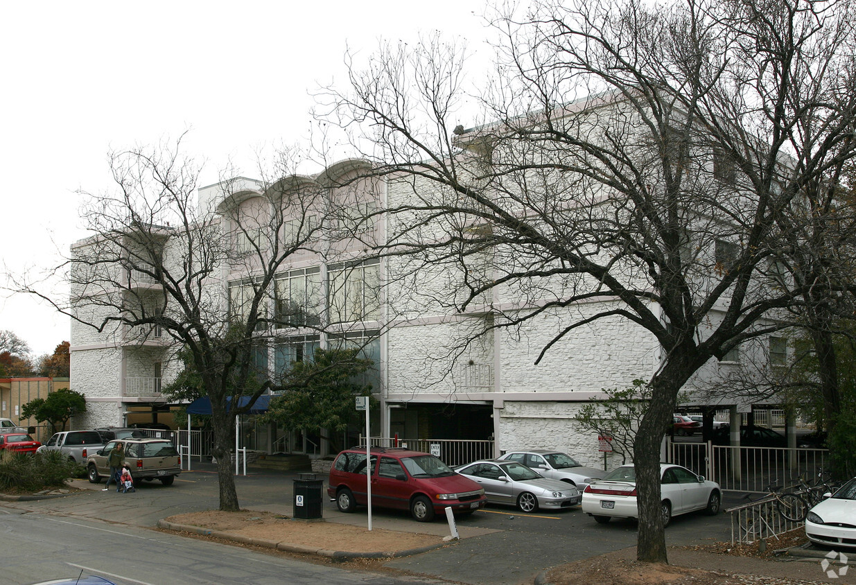 Primary Photo - The Block on Rio Grande