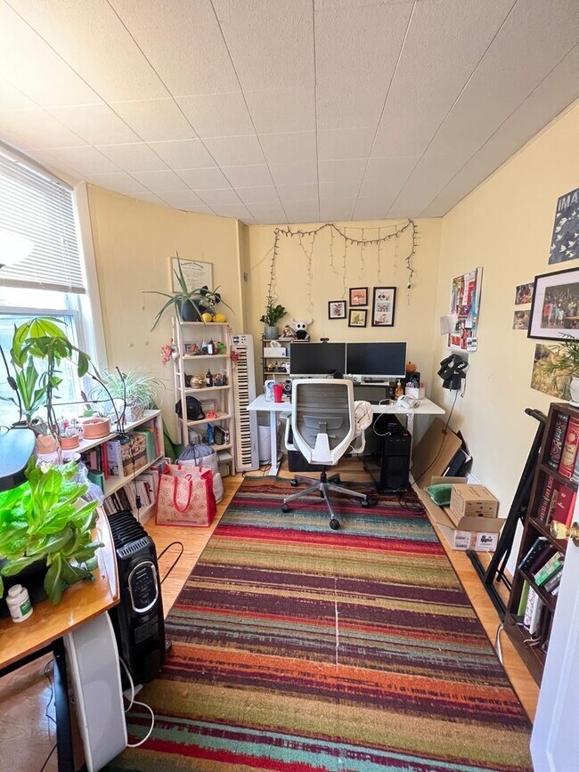 Foto del edificio - 9/1 Top floor 4BR/3BA on Somerville/Camb line!