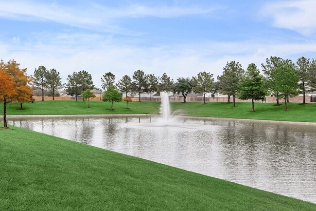 Sendero tranquilo para caminar - Freehill Street Lofts