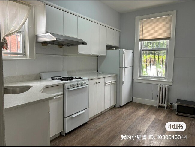Foto del edificio - 120-11 22nd Ave