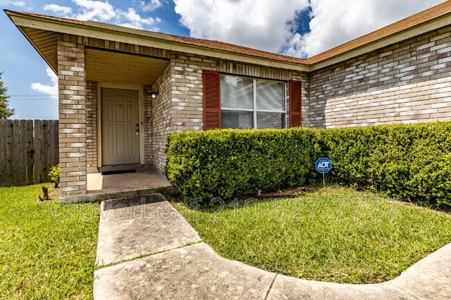 Building Photo - 6626 Diamond Pass