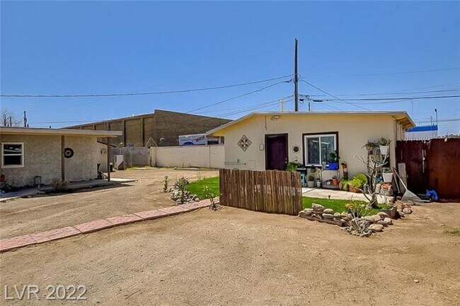 Building Photo - 5919 Cassedy Ln