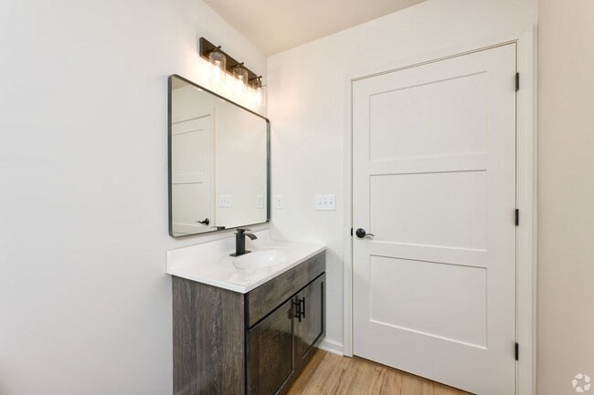 Interior Photo - Kings Crossing Townhomes