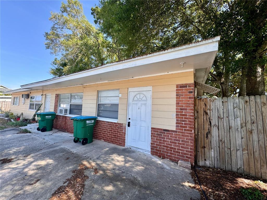 Primary Photo - 10618 98th Terrace