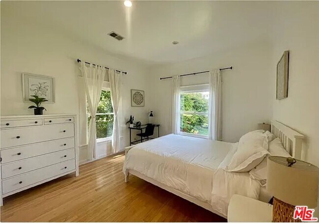 Foto del edificio - 1028 4th St