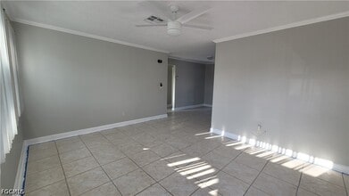 Building Photo - 4404 Santa Barbara Blvd S