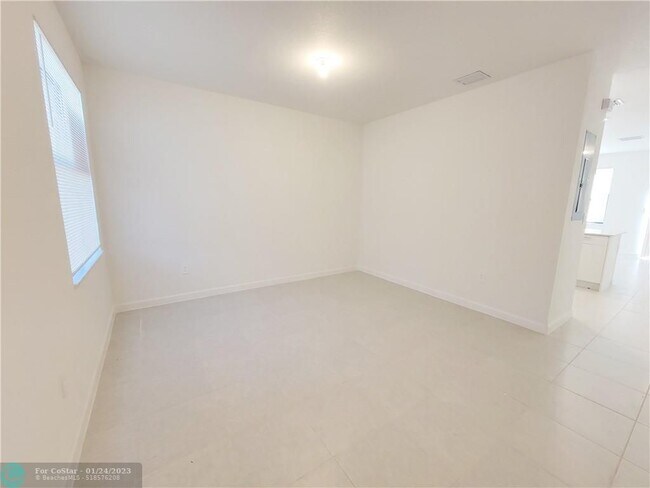 Building Photo - 13302 SW 286th St