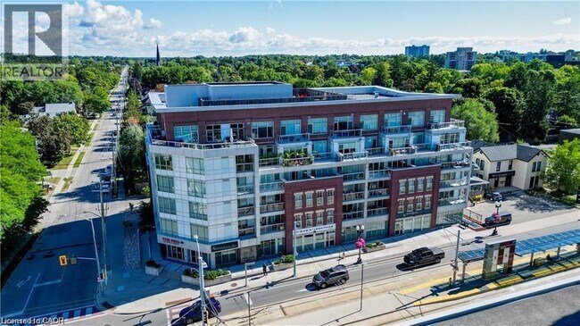 Photo du bâtiment - 188 King St S