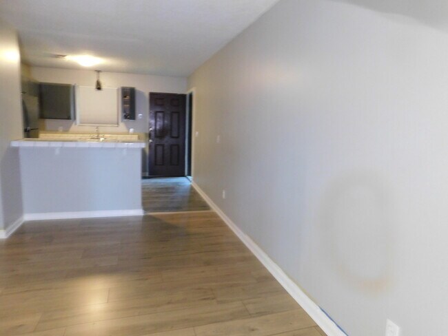 Building Photo - 5327 Westchase Ct