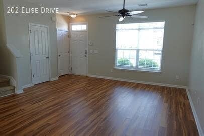 Photo - 202 Elise Drive- House