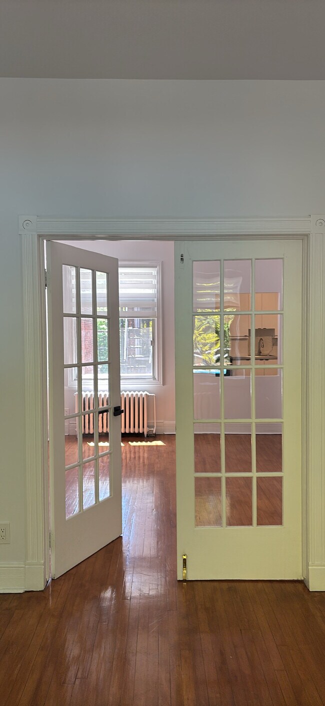 Photo du bâtiment - 846 Av Wiseman