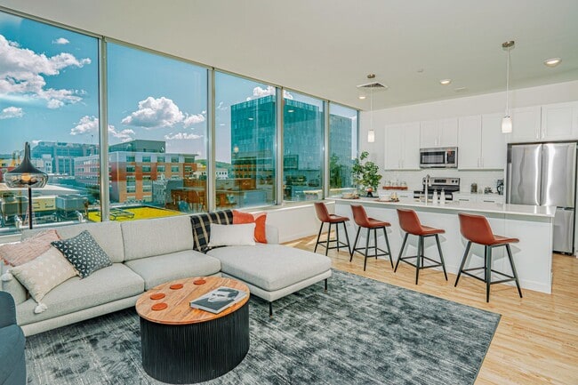 Interior Photo - The Hamilton at Grand Plaza