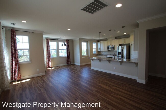 Foto del edificio - 3 br, 2.5 bath House - 524 Jade Street