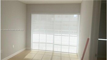 Building Photo - 2600 Collins Ave