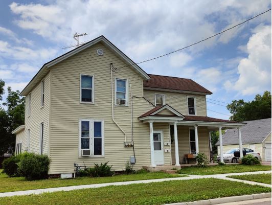 Street View - 302 W Elm St