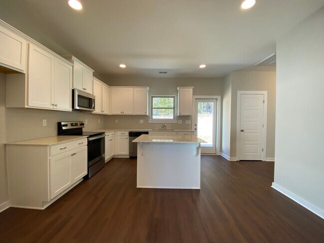 Foto del edificio - DEPOSIT PENDING! Home for Rent in Pinson, AL!!! COMING SOON!