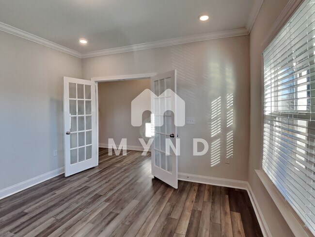 Building Photo - 395 Jorpaul Dr