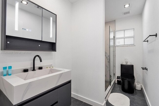 Foto del edificio - 270 NW 41st St