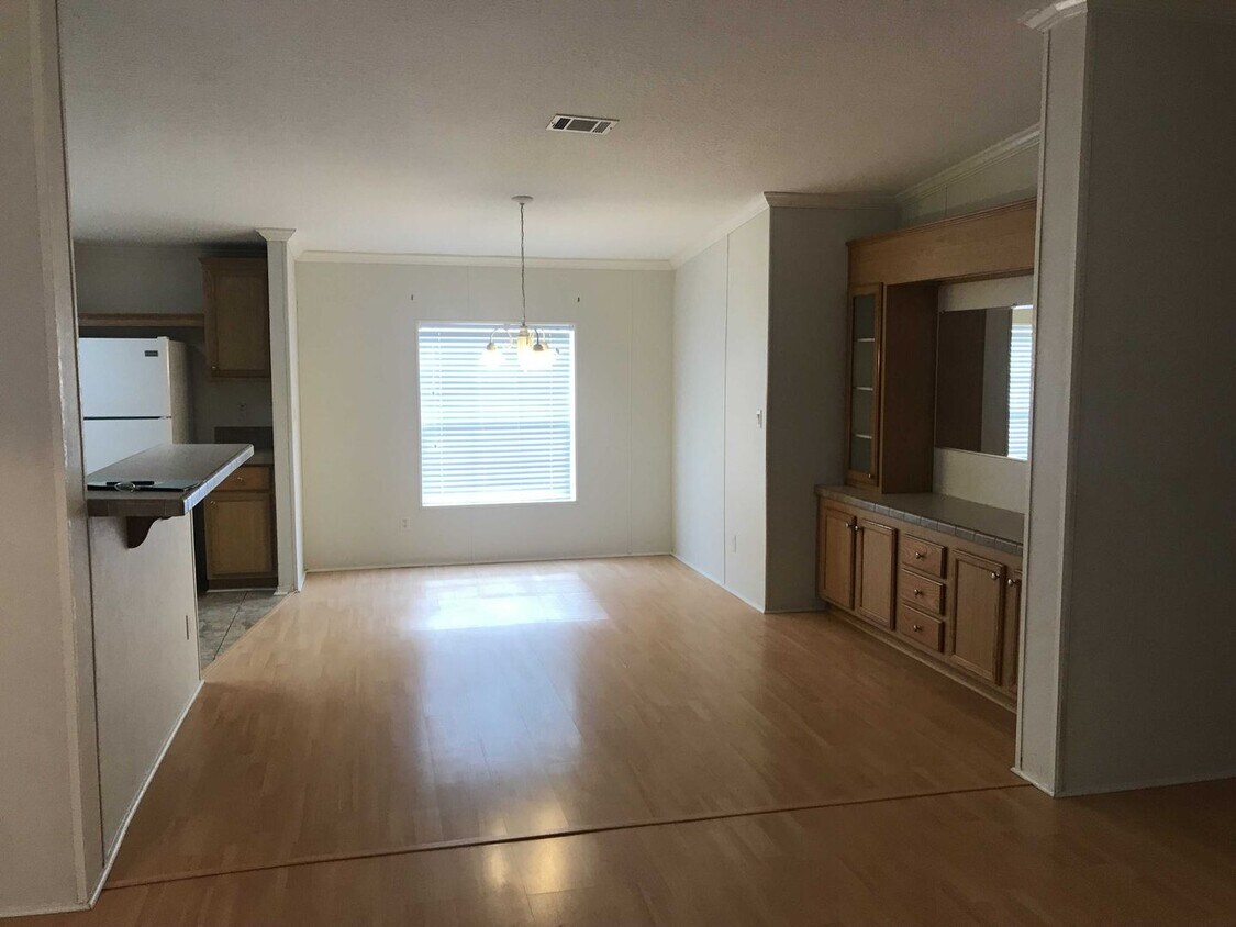 Foto del edificio - 4 Bedroom 2 Bath Double Wide in North Wakulla