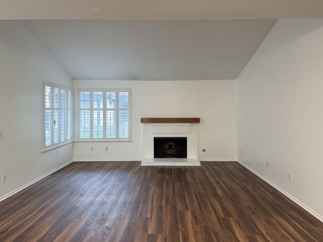 Building Photo - 2605 Explorer Cove