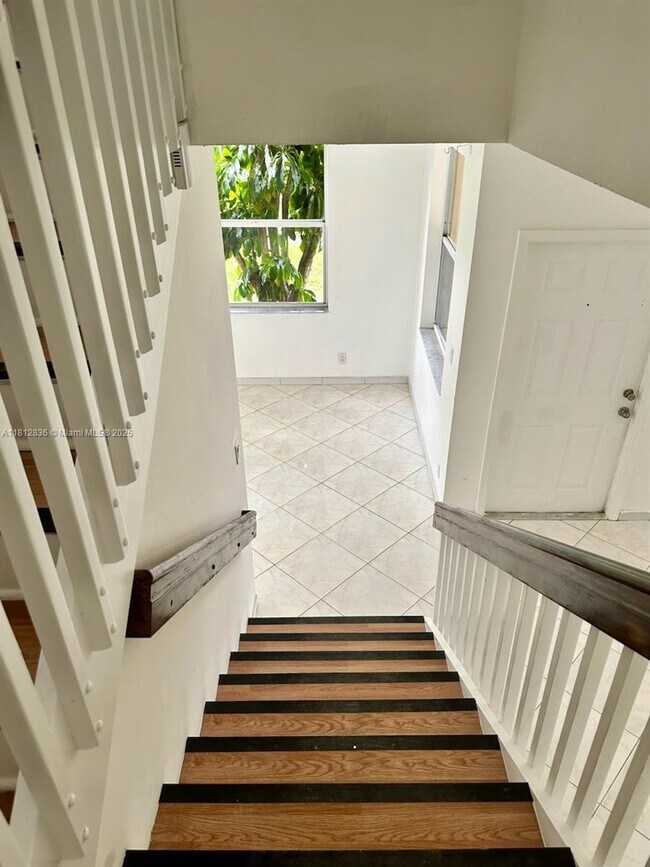 Foto del edificio - 21300 NE 8th Ct