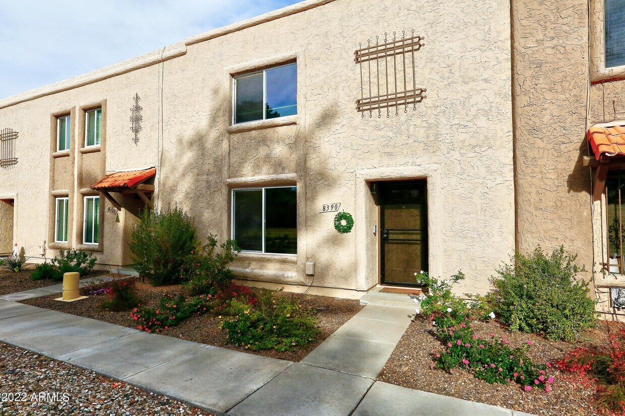 8390 E Solano Dr, Scottsdale, AZ 85250 Townhome Rentals in Scottsdale