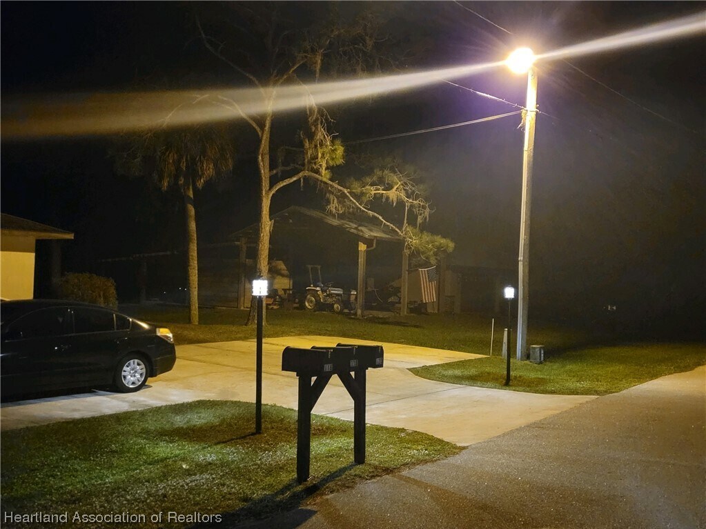 Foto del edificio - 120 Lavender Ave