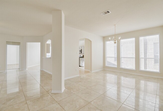 Foto del edificio - 6614 Halcyon Days Dr