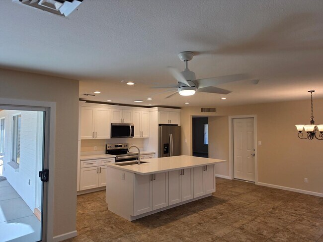 Foto del edificio - 11158 N 107th Way