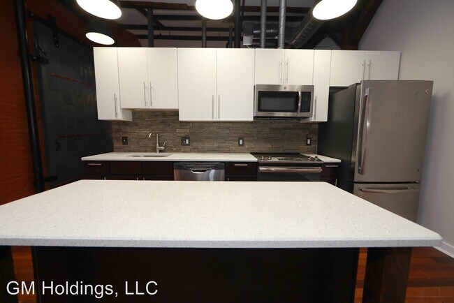 Building Photo - 3450 J St