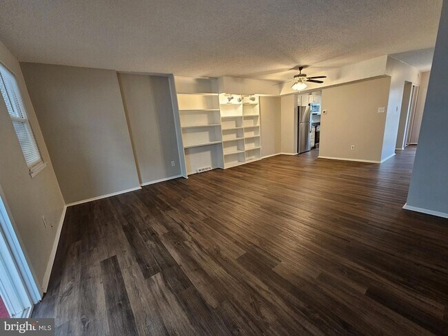 Foto del edificio - 1519 Roosevelt Dr