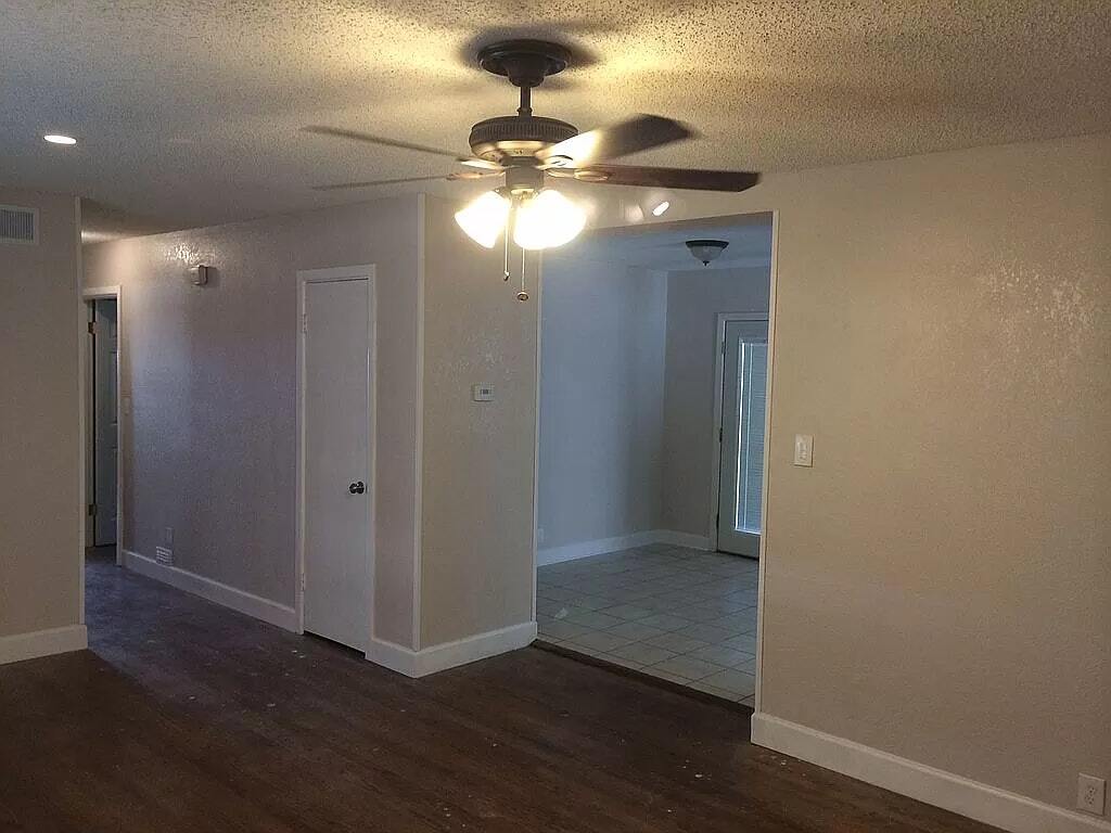 Building Photo - 6716 Pecan Park Drive