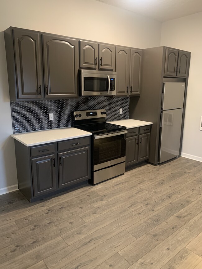 Kitchen - 3022 Perrysville Ave