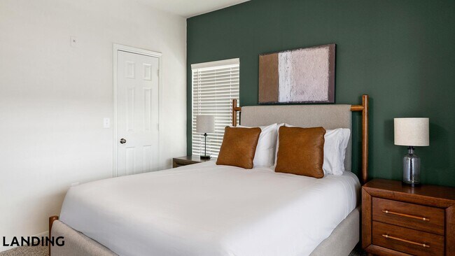 Foto del edificio - 3250 Hudson Crossing