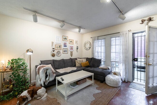 Foto del edificio - 1611 Corcoran St NW