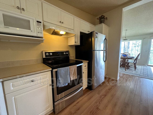 Photo du bâtiment - 9481 Winchester Rd