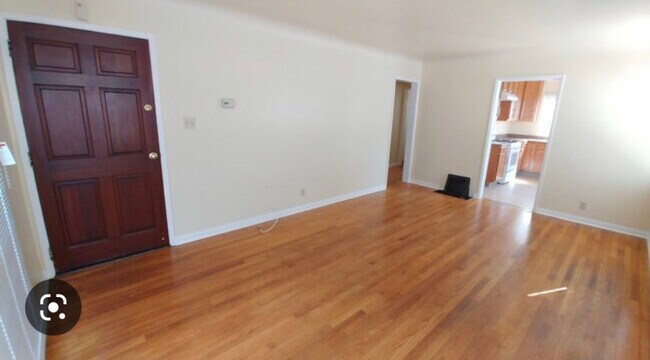 Foto del edificio - 704 5th St
