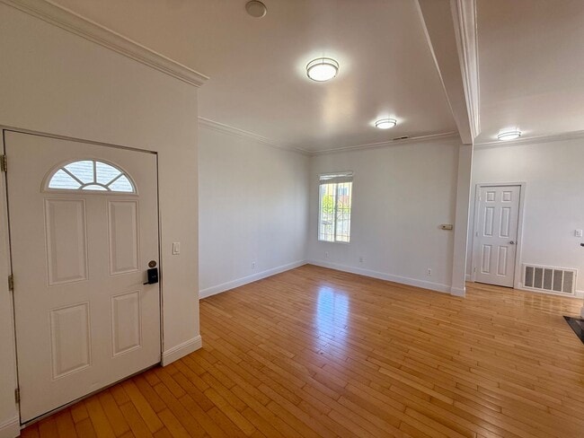 Photo - 2068 McAllister Street-2068 Apartment